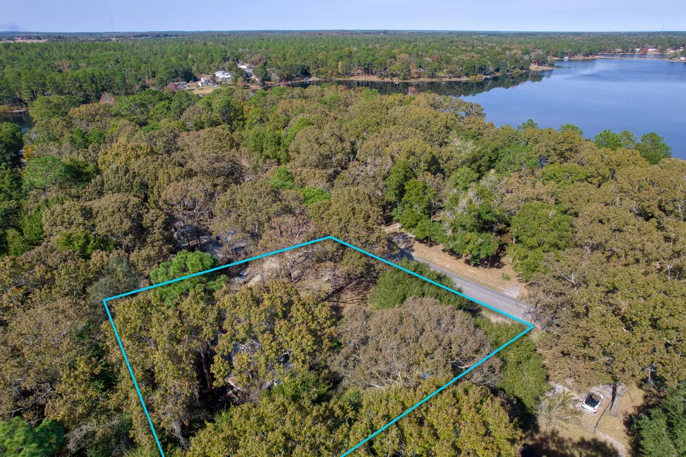 Unit for sale at 281 Pipers Landing Road, DeFuniak Springs, FL 32433