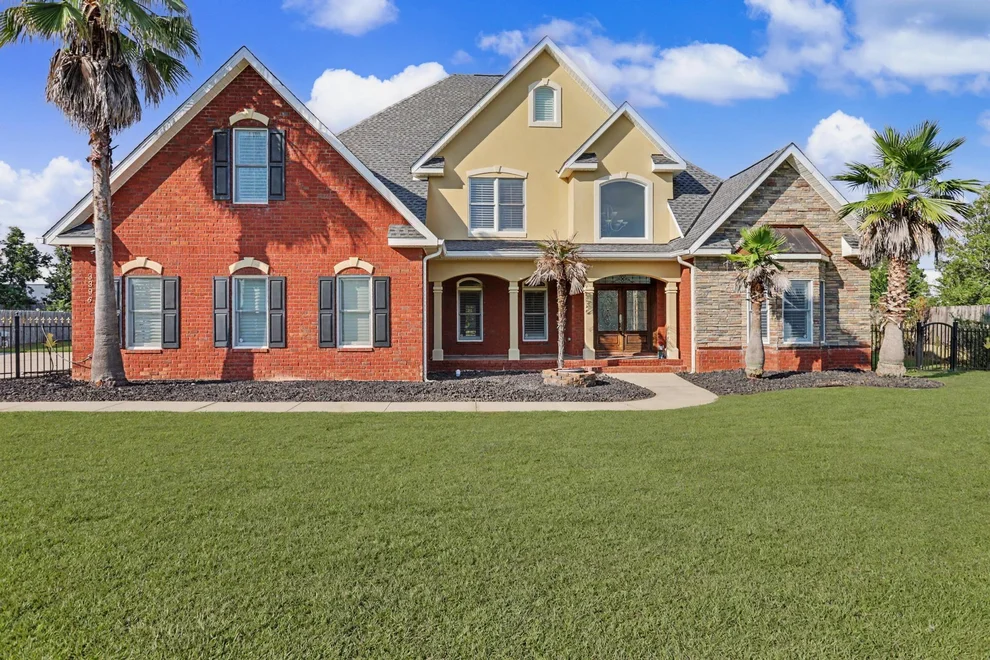 Unit for sale at 3396 Indian Hills Drive, Pace, FL 32571