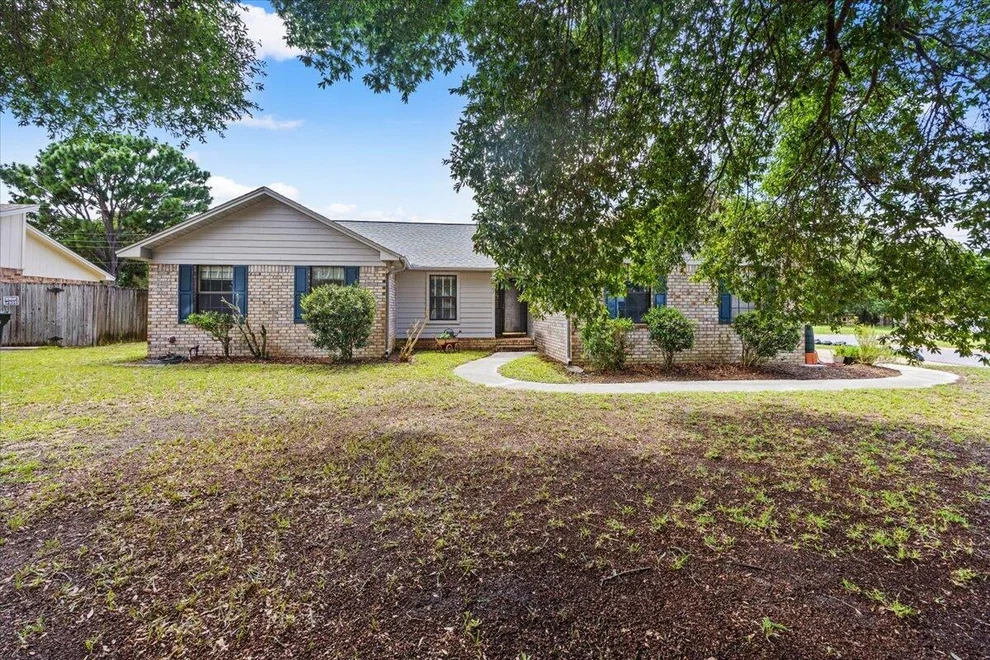 Unit for sale at 7967 Briaroak Drive, Pensacola, FL 32514