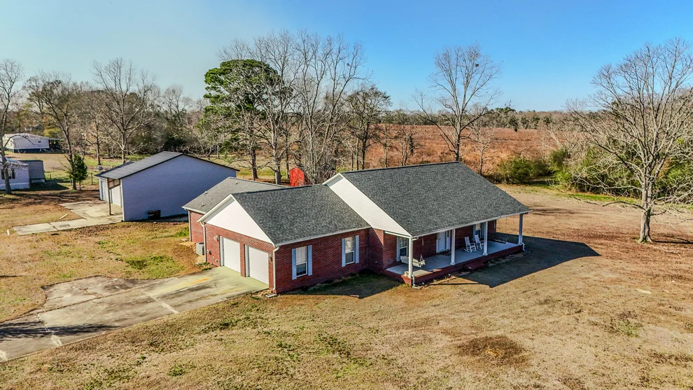Unit for sale at 1333 Parrish Road, Florala, AL 36442