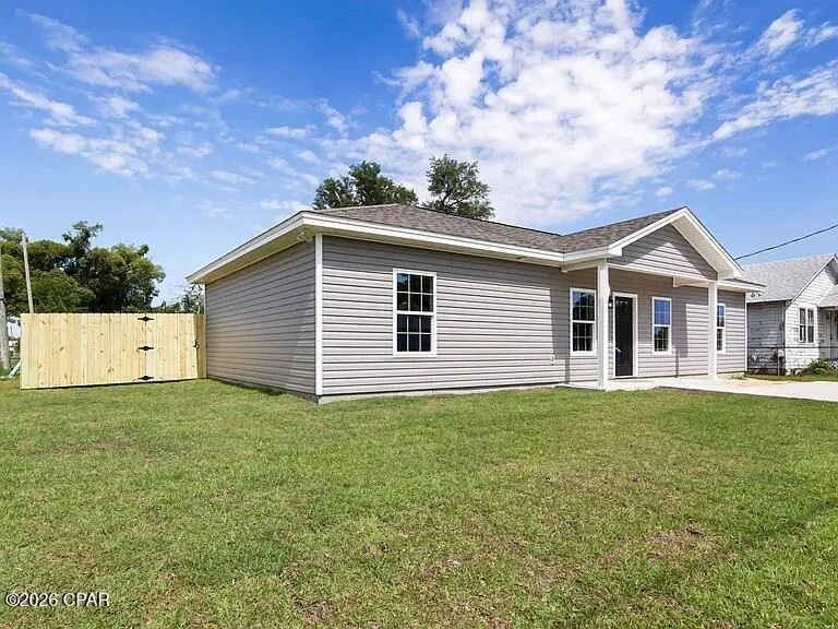 Unit for sale at 3215 E 2Nd, Panama City, FL 32401