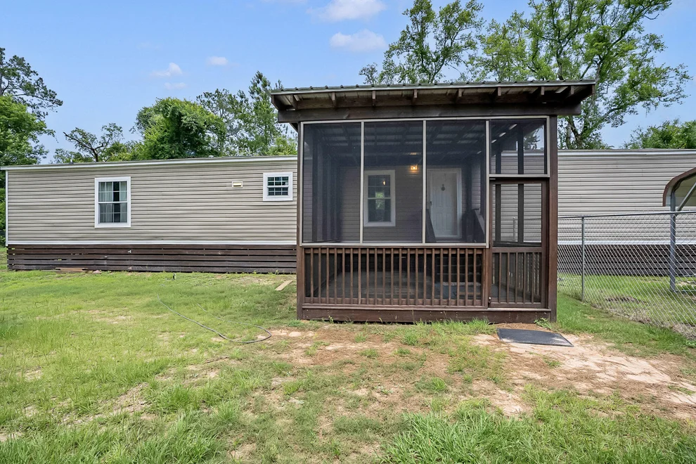Unit for sale at 217 Palmetto Avenue, Freeport, FL 32439