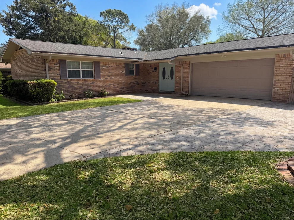 Unit for sale at 636 NE Merioneth Drive, Fort Walton Beach, FL 32547