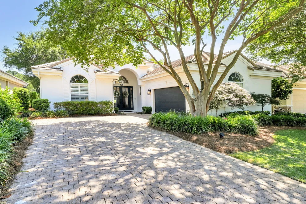 Unit for sale at 4328 Carriage Lane, Destin, FL 32541
