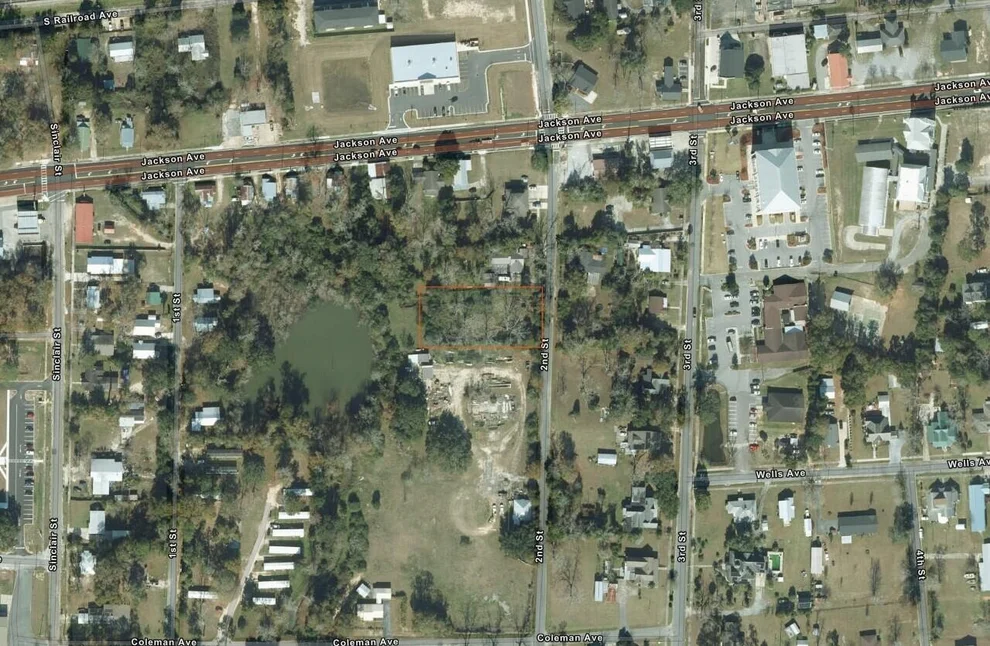 Unit for sale at 736 2nd Street, Chipley, FL 32428