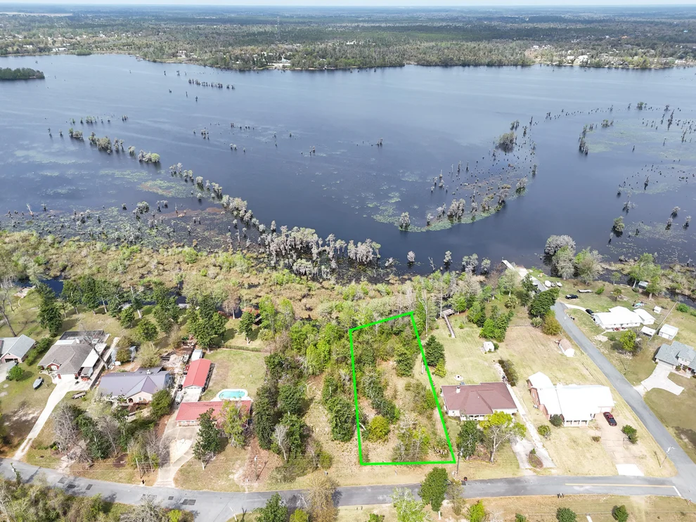 Unit for sale at 9209 Lake Forest Drive, Youngstown, FL 32466