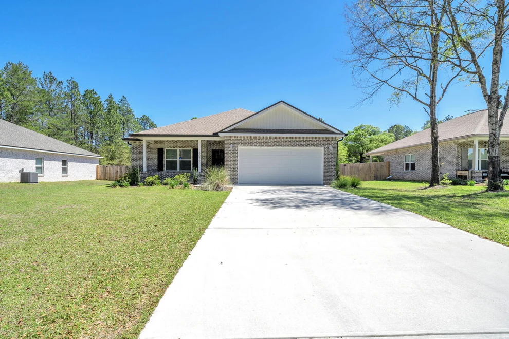 Unit for sale at 6029 Sand Hill Road, Crestview, FL 32539