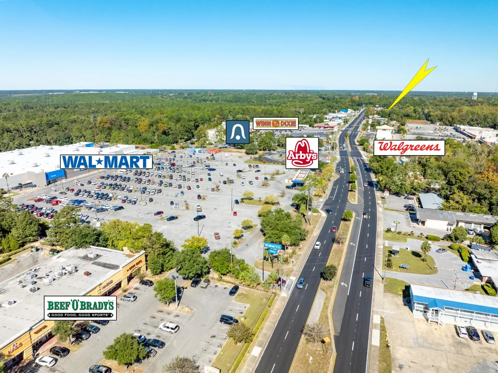 Unit for sale at 811 US-331, DeFuniak Springs, FL 32435