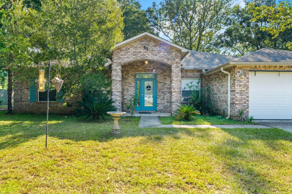 Unit for sale at 57 S Pleasant Drive, DeFuniak Springs, FL 32435