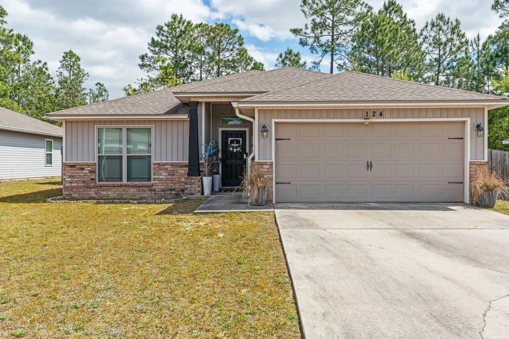 Unit for sale at 124 Lillian Way, Crestview, FL 32536