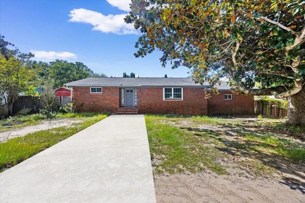 Unit for sale at 1695 Beechwood Drive, Gulf Breeze, FL 32563