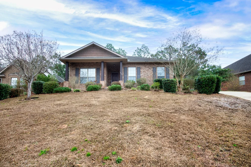 Unit for sale at 653 Red Fern Road, Crestview, FL 32536