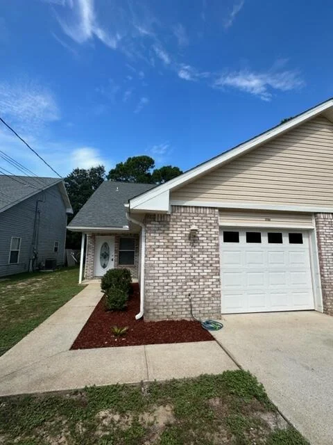 Unit for sale at 2169 Tom Street, Navarre, FL 32566