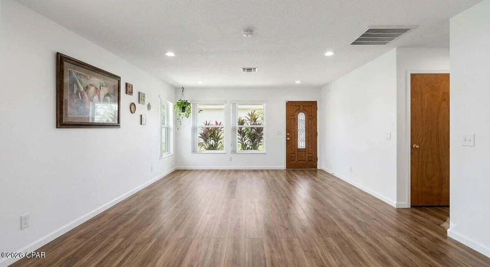 Unit for sale at 911 Bradley Circle, Lynn Haven, FL 32444