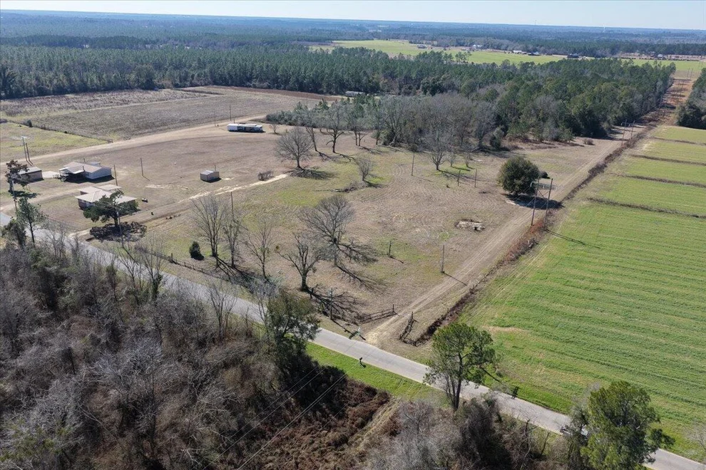 Unit for sale at 3687 Gordon Land Road, Milton, FL 32570