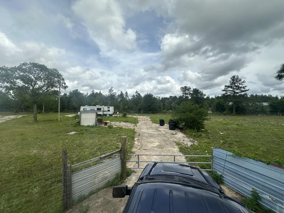 Unit for sale at 37 Ferreira Lane, DeFuniak Springs, FL 32433
