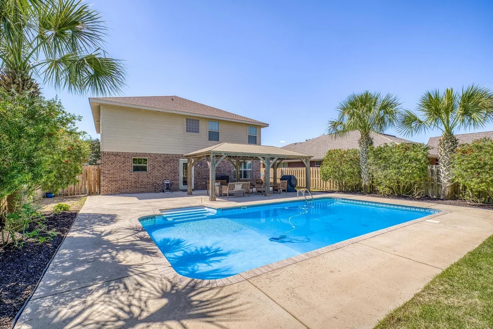 Unit for sale at 5325 Woodlake Trace, Gulf Breeze, FL 32563