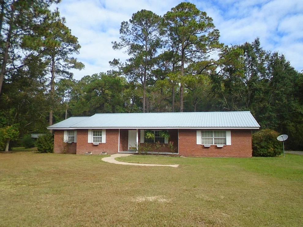 Unit for sale at 248 BOB SIKES Road, DeFuniak Springs, FL 32435