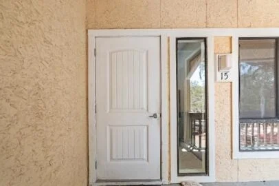 Unit for sale at 300 Yacht Club Drive, Niceville, FL 32578