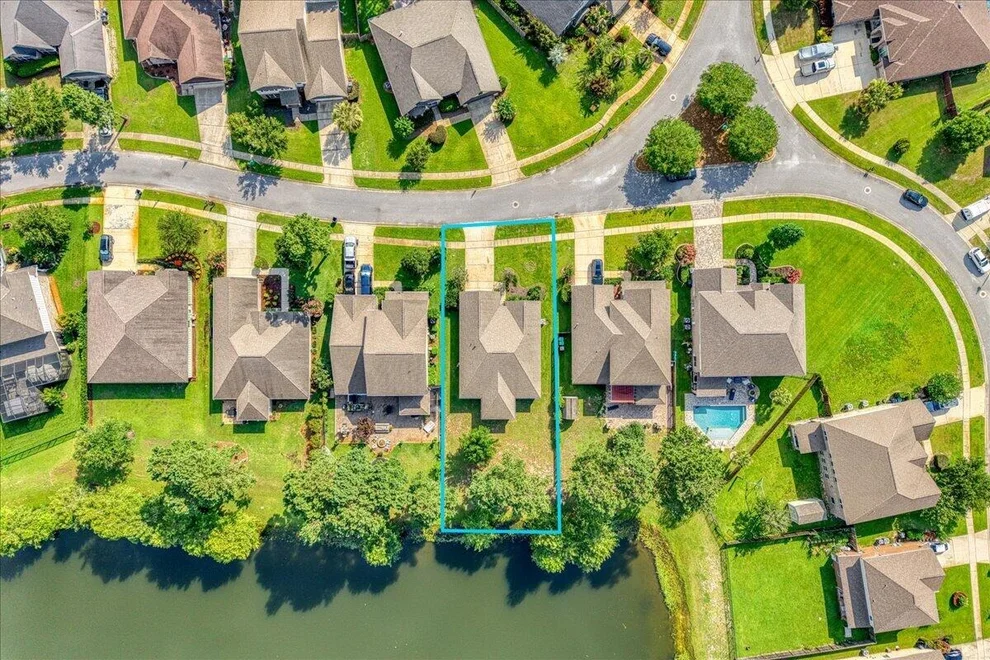 Unit for sale at 395 Windchime Way, Freeport, FL 32439