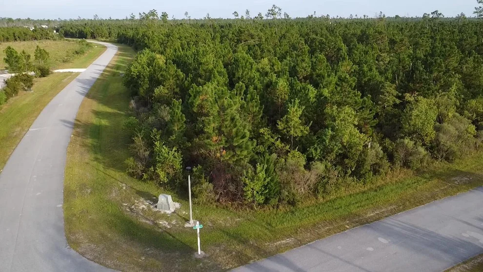 Unit for sale at 116 Widewater Circle, Wewahitchka, FL 32465