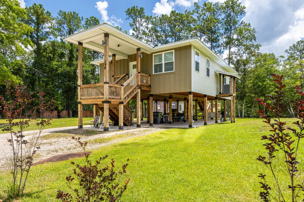 Unit for sale at 158 Johns Lane, Freeport, FL 32439