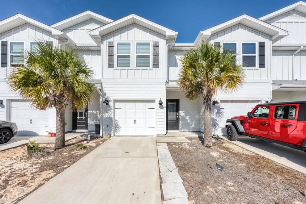 Unit for sale at 15 Redbird Lp, Destin, FL 32541