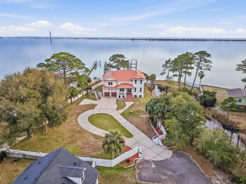 Unit for sale at 431 Atwater Court, Mary Esther, FL 32569