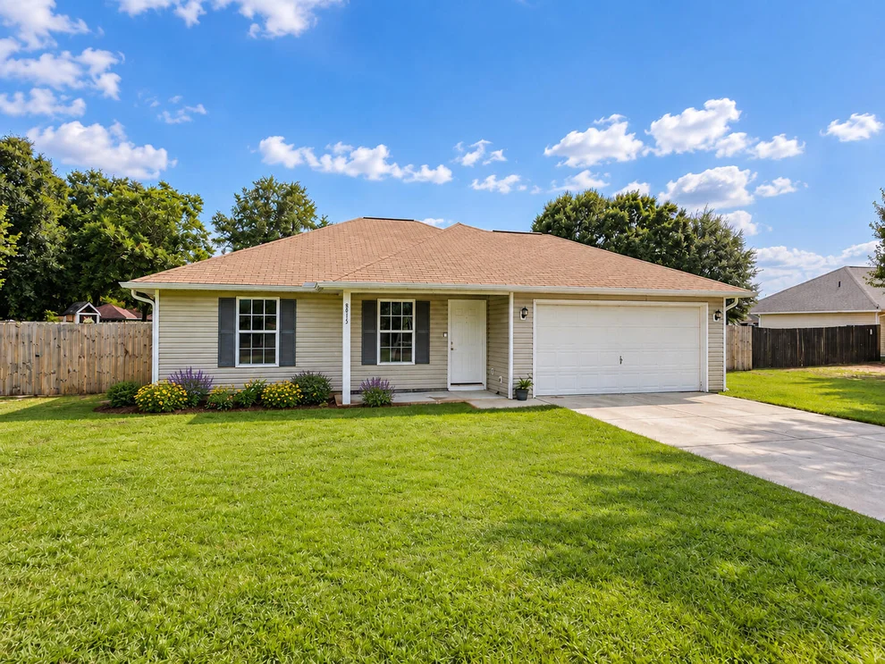 Unit for sale at 8915 Longmont Way, Milton, FL 32583