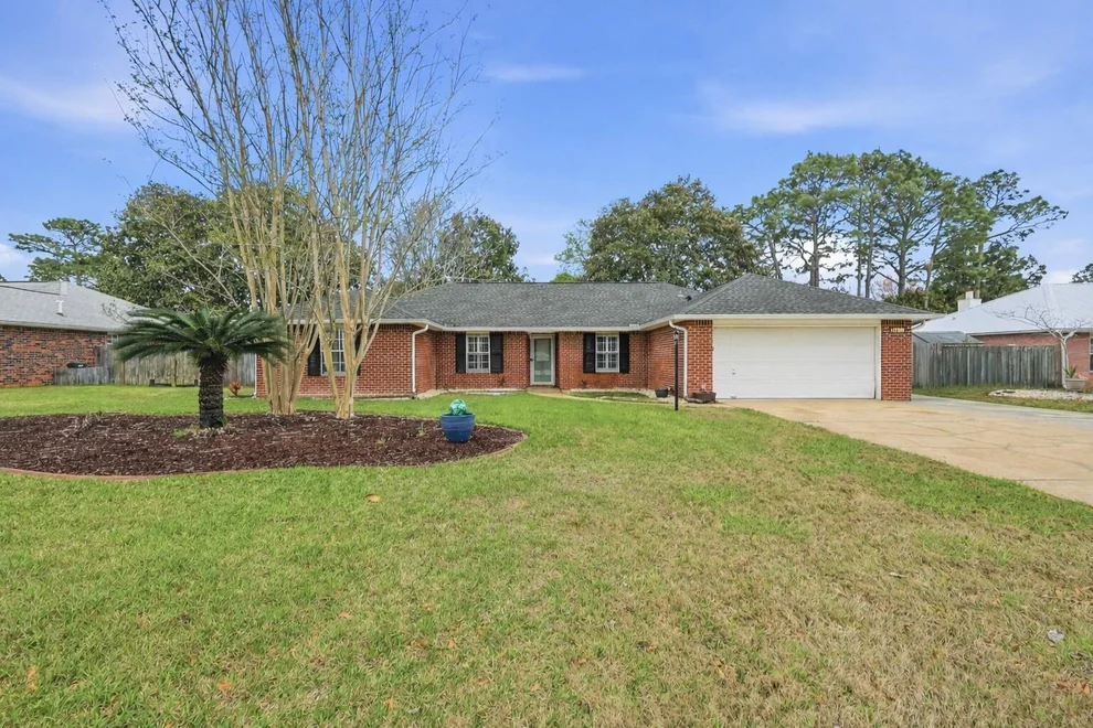 Unit for sale at 4437 Southminster Circle, Niceville, FL 32578