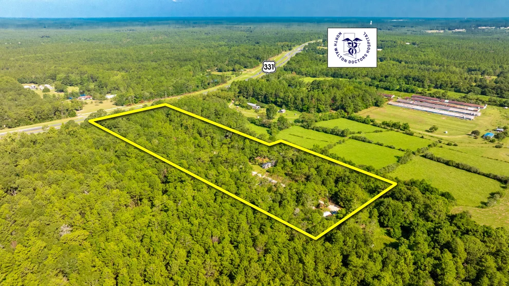 Unit for sale at 174 S Mobile Village Road, DeFuniak Springs, FL 32435