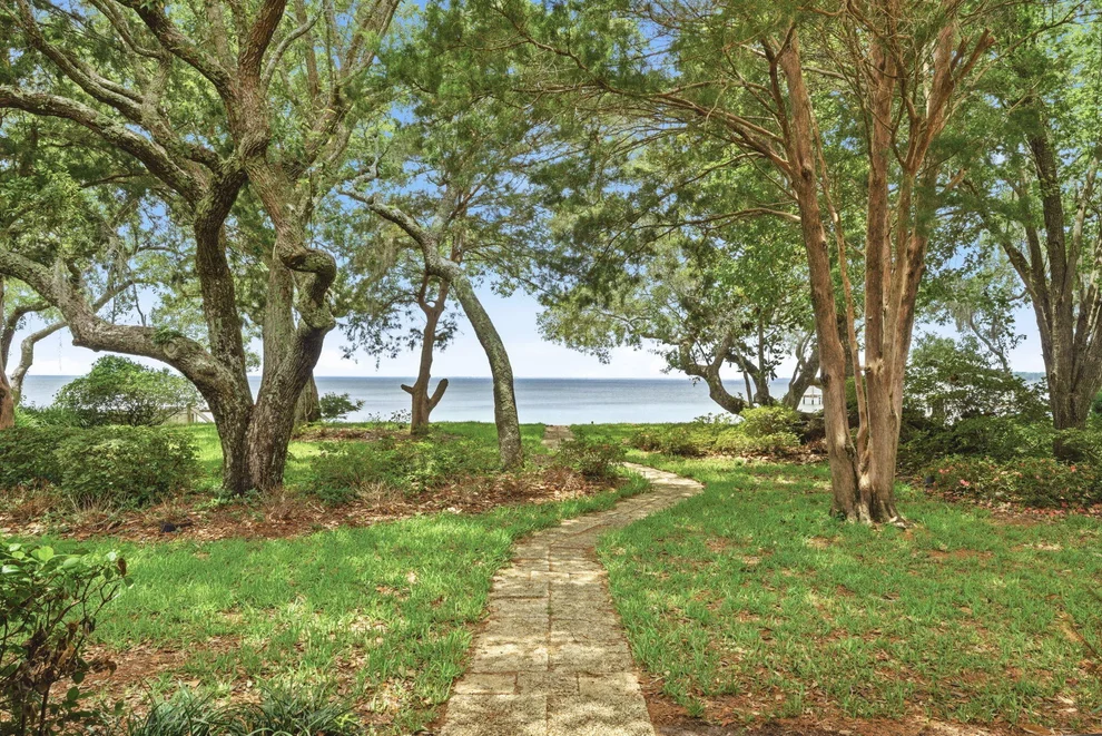 Unit for sale at 6627 Calle De Laurel, Navarre, FL 32566