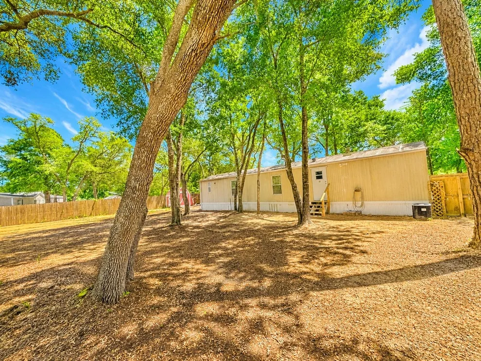Unit for sale at 1143 4Th Circle, Southport, FL 32409