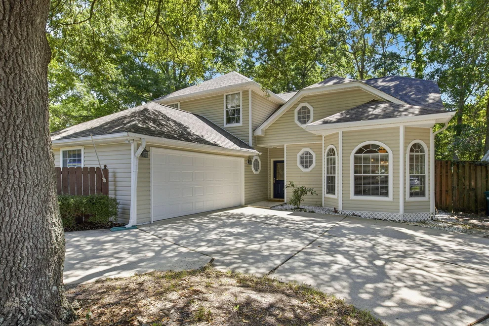Unit for sale at 2 Islandview Drive, Mary Esther, FL 32569
