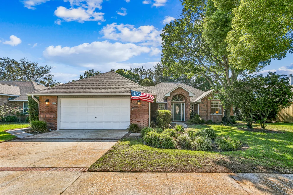 Unit for sale at 157 Kel-wen Circle, Destin, FL 32541