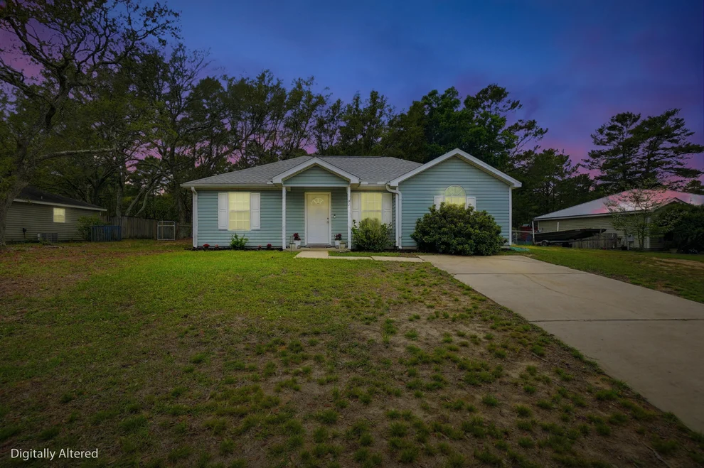 Unit for sale at 91 Oakridge Way, DeFuniak Springs, FL 32433