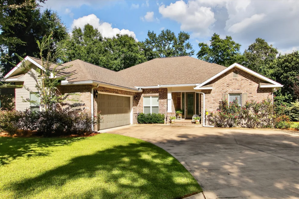 Unit for sale at 4809 Grove Street, Crestview, FL 32539