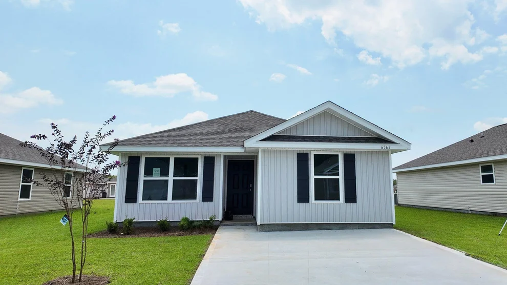 Unit for sale at 6565 Firefly Drive, Milton, FL 32583