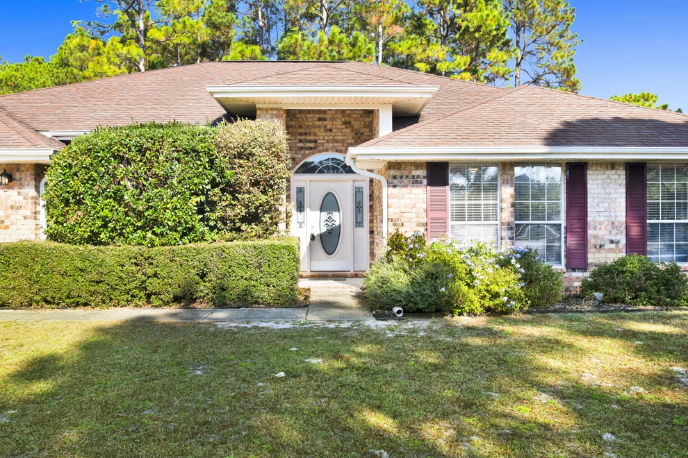 Unit for sale at 7604 Brewster Street, Navarre, FL 32566