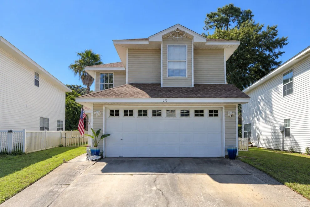 Unit for sale at 219 Twin Lakes Lane, Destin, FL 32541