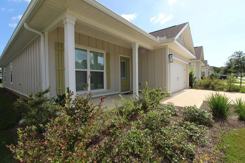 Unit for sale at 454 Lightning Bug Lane, Freeport, FL 32439