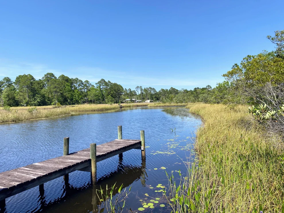 Unit for sale at XXX Corral Road, Milton, FL 32583