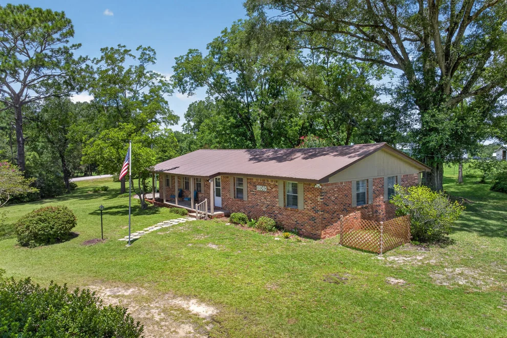 Unit for sale at 18040 N Us Highway 331, DeFuniak Springs, FL 32433