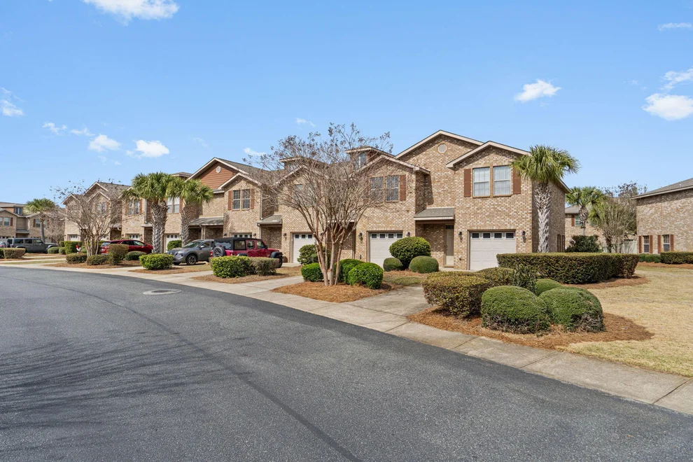 Unit for sale at 8868 Brown Pelican Circle, Navarre, FL 32566
