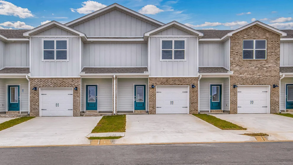 Unit for sale at 2633 Cliff Hollow Circle, Gulf Breeze, FL 32563
