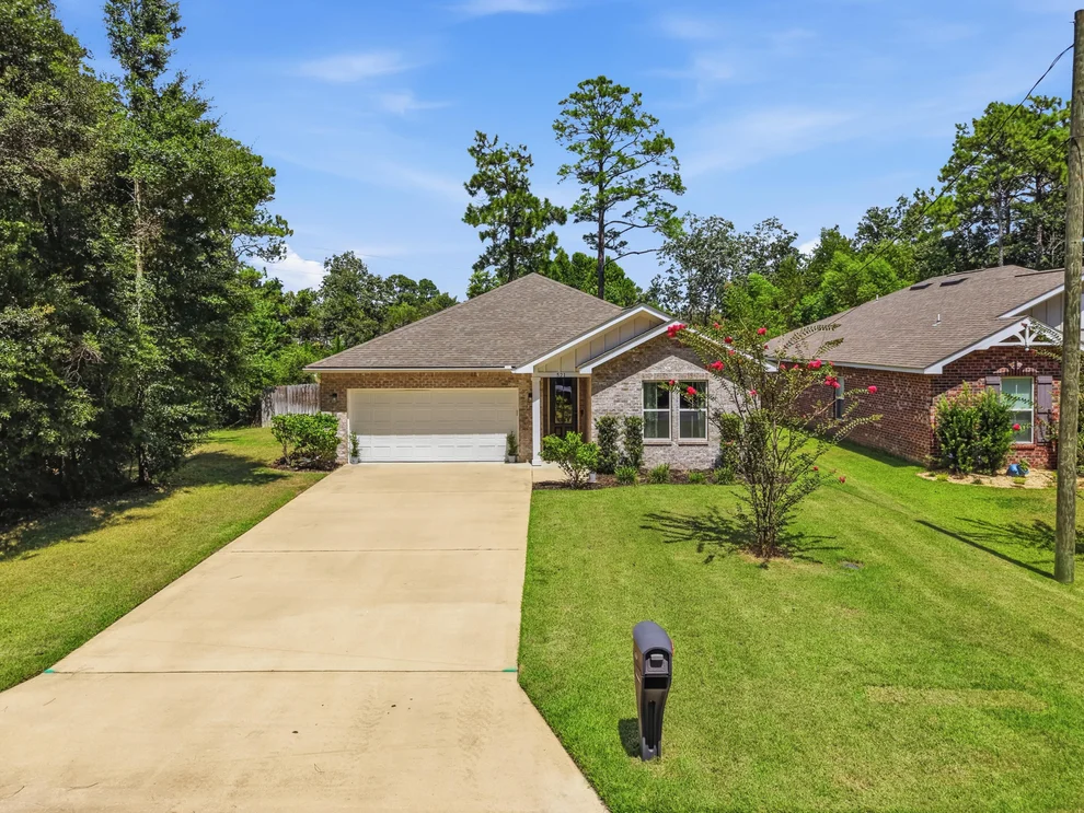Unit for sale at 521 Johnson Street, Valparaiso, FL 32580