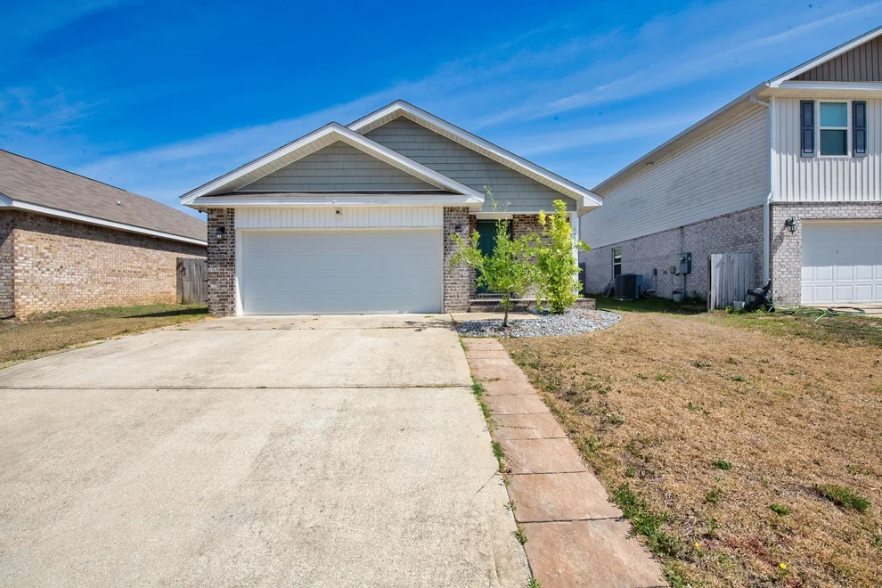 Unit for sale at 6480 Churchill Circle, Milton, FL 32583