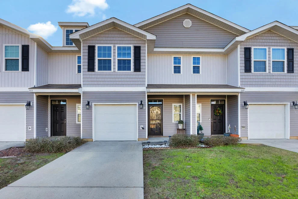 Unit for sale at 151 E Iron Horse Drive, Crestview, FL 32539