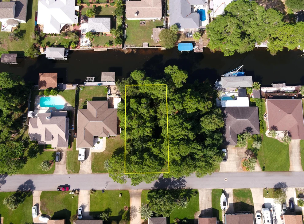 Unit for sale at 1621 Mauna Kea Court, Gulf Breeze, FL 32563