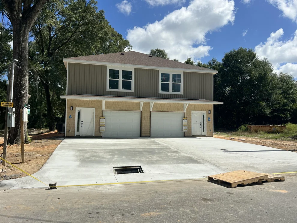 Unit for sale at 161 S Booker Street, Crestview, FL 32536